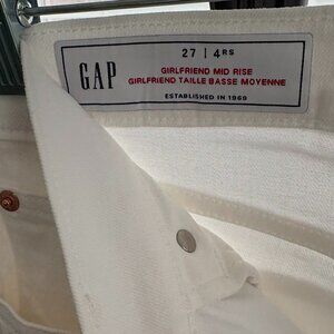 GAP Girlfried Mid Rise Women's Pant